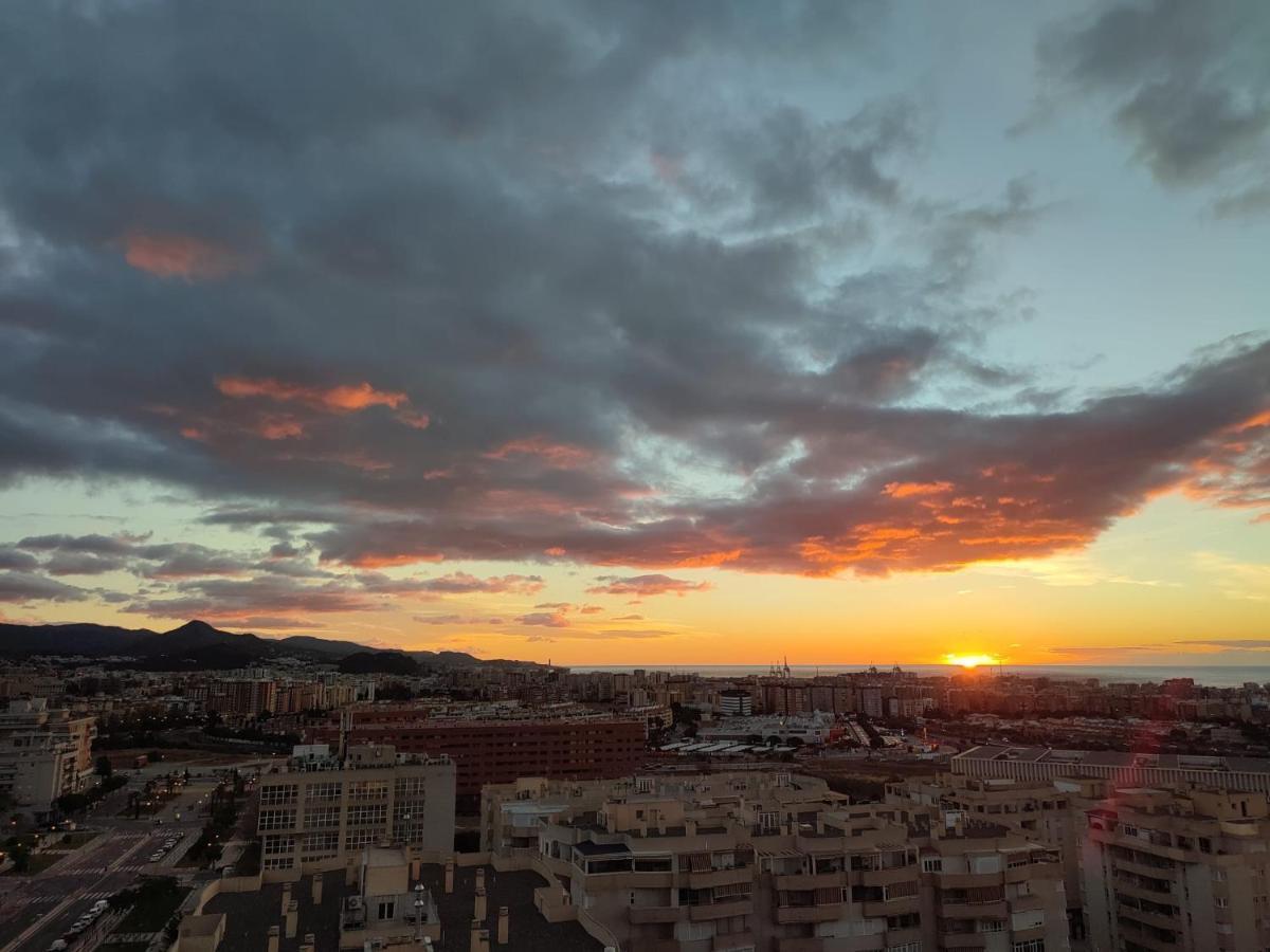 Apartamentum Espectacular Apartamento Con Increibles Vistas Apartment Малага Екстериор снимка